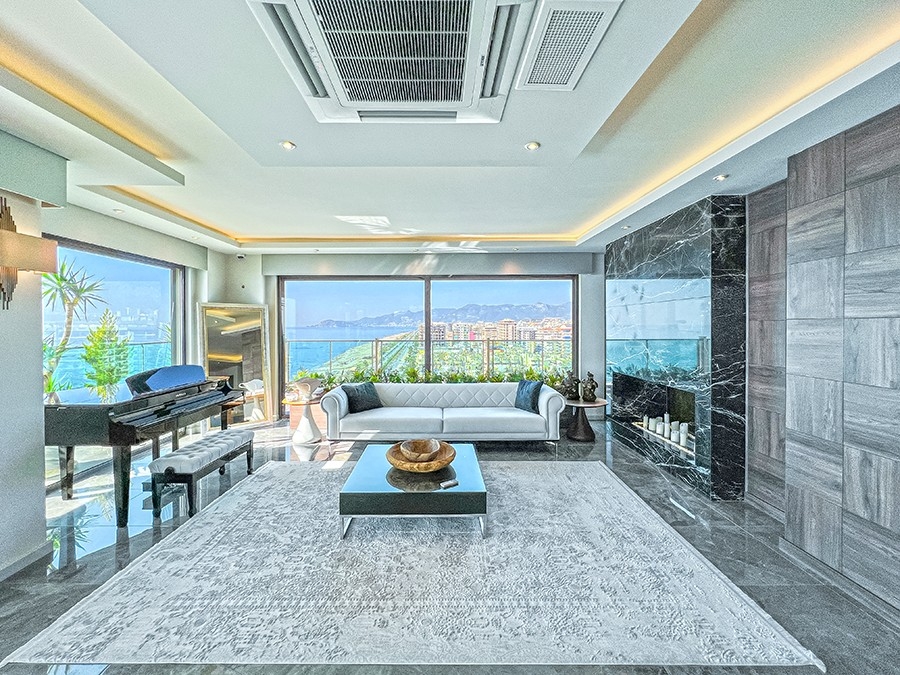 Luxurious 4+1 Apartment with Stunning Sea and Castle Views