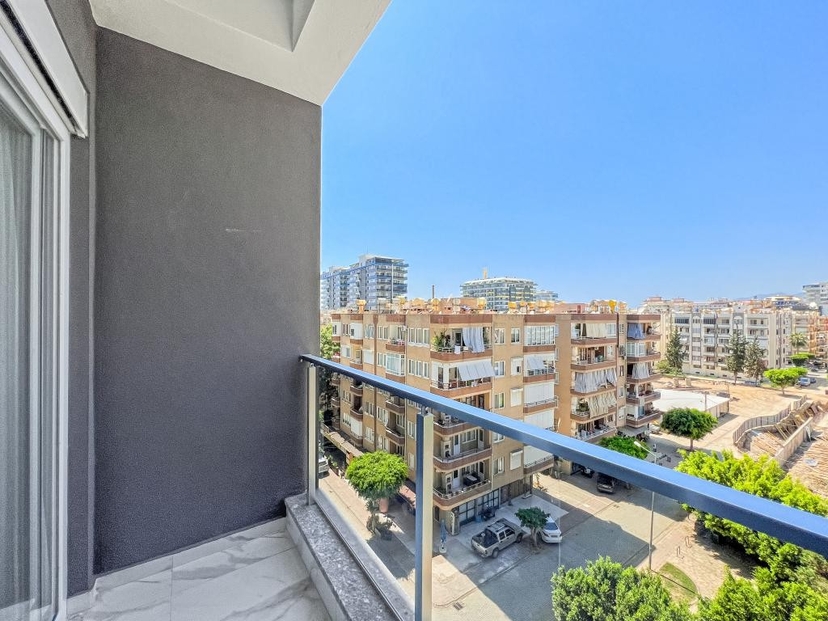 Luxurious 2+1 Apartment with Mountain View, Alanya - Mahmutlar