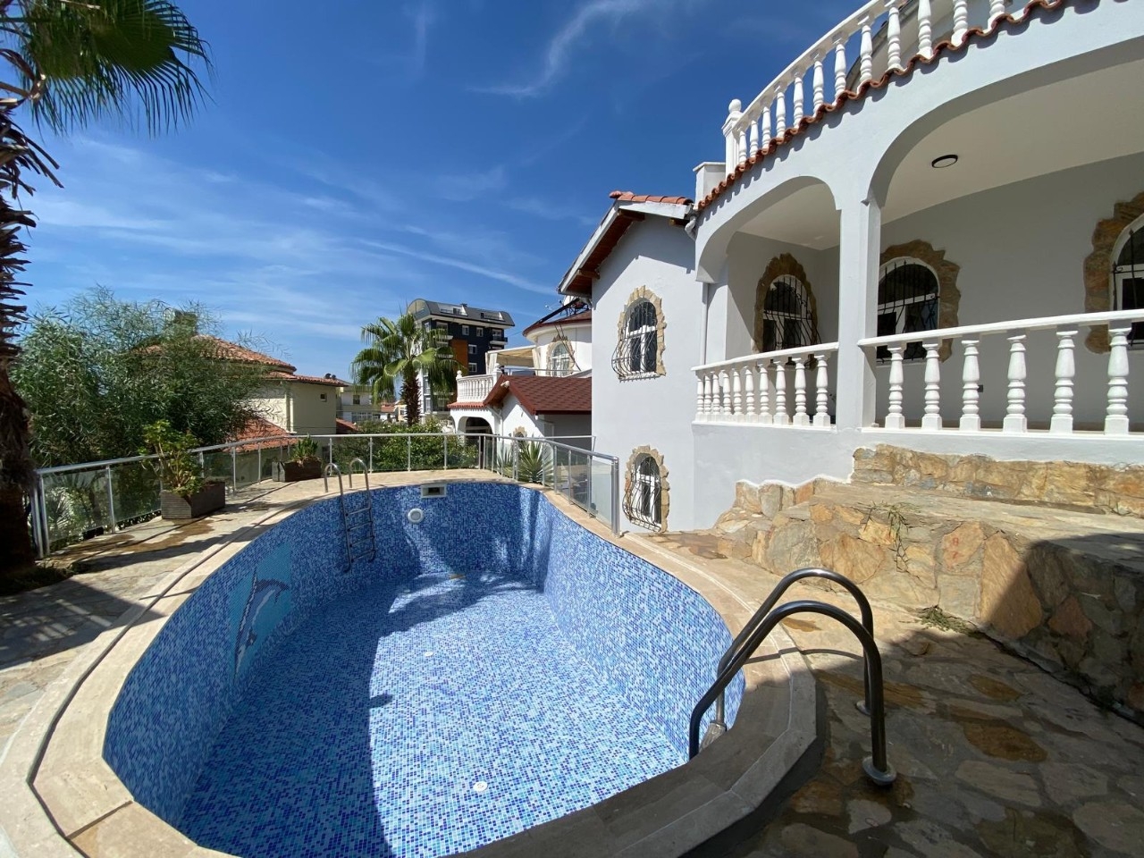 Luxury 3+1 Villa with Sea and Mountain Views in Alanya - Avsallar