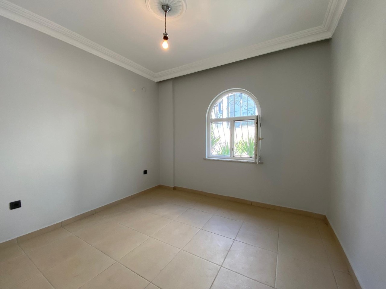 Luxury 3+1 Villa with Sea and Mountain Views in Alanya - Avsallar
