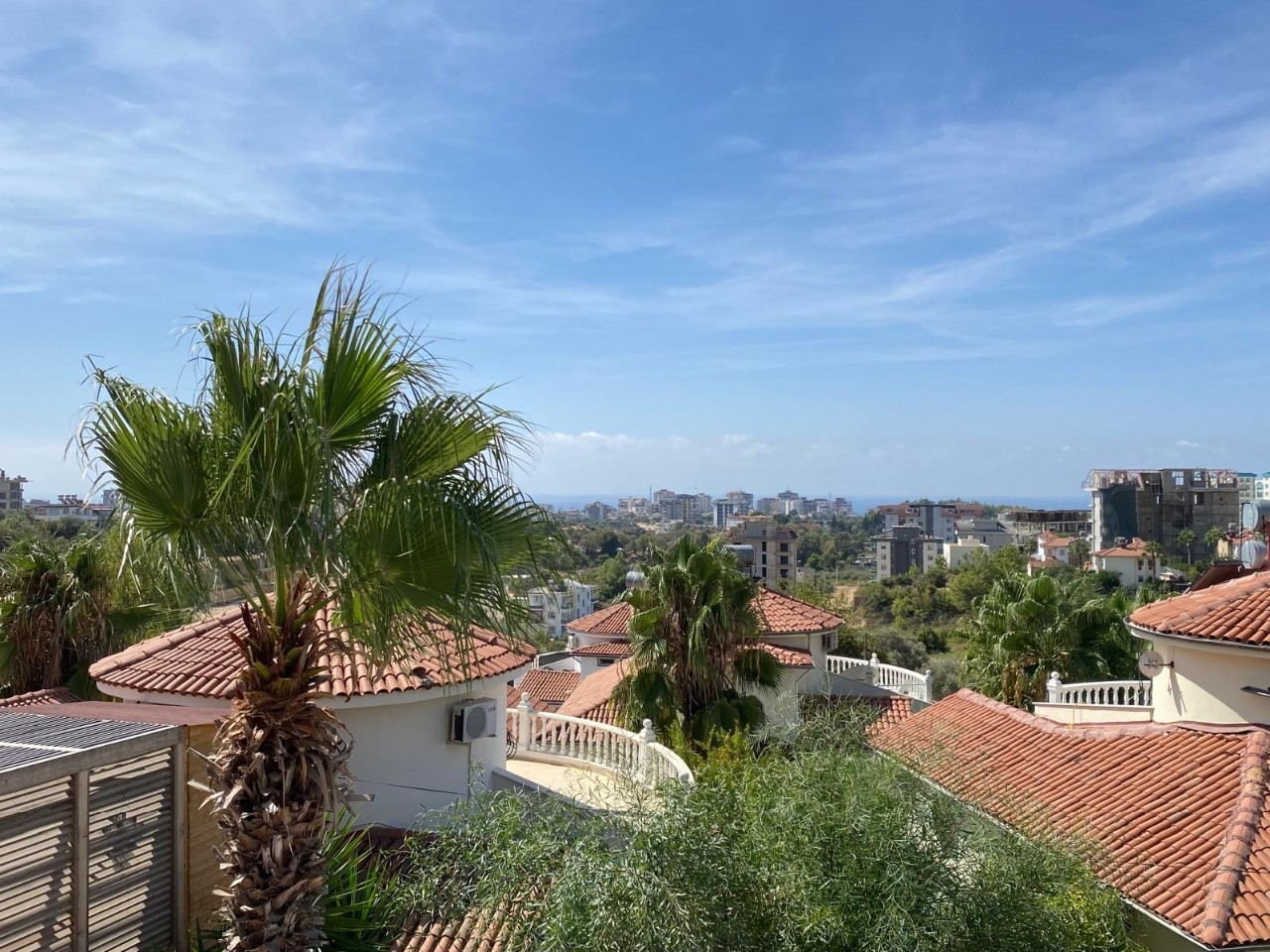 Luxury 3+1 Villa with Sea and Mountain Views in Alanya - Avsallar