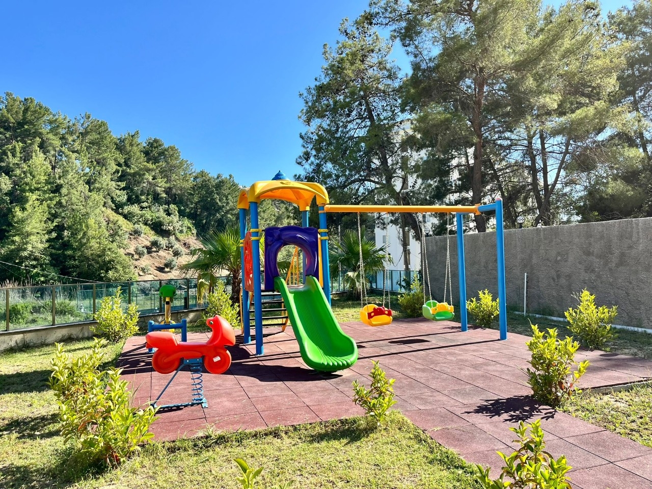 Ylellinen 1+1 asunto vuorinäköalalla, Alanya - Avsallar
