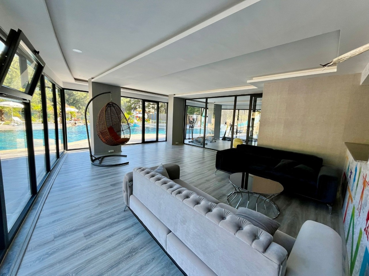 Ylellinen 1+1 asunto vuorinäköalalla, Alanya - Avsallar