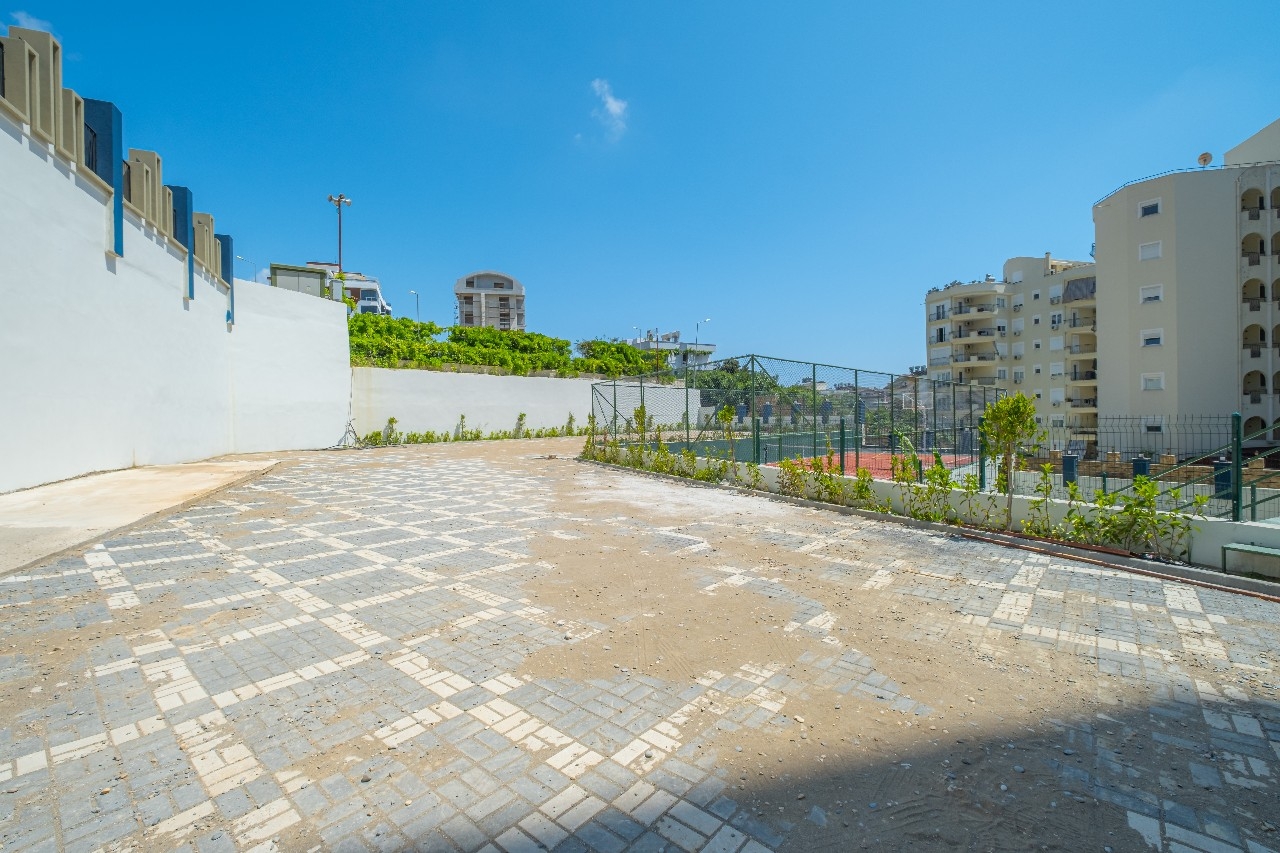 Luxuriöses 1+1 Apartment mit Bergblick in Avsallar, Alanya