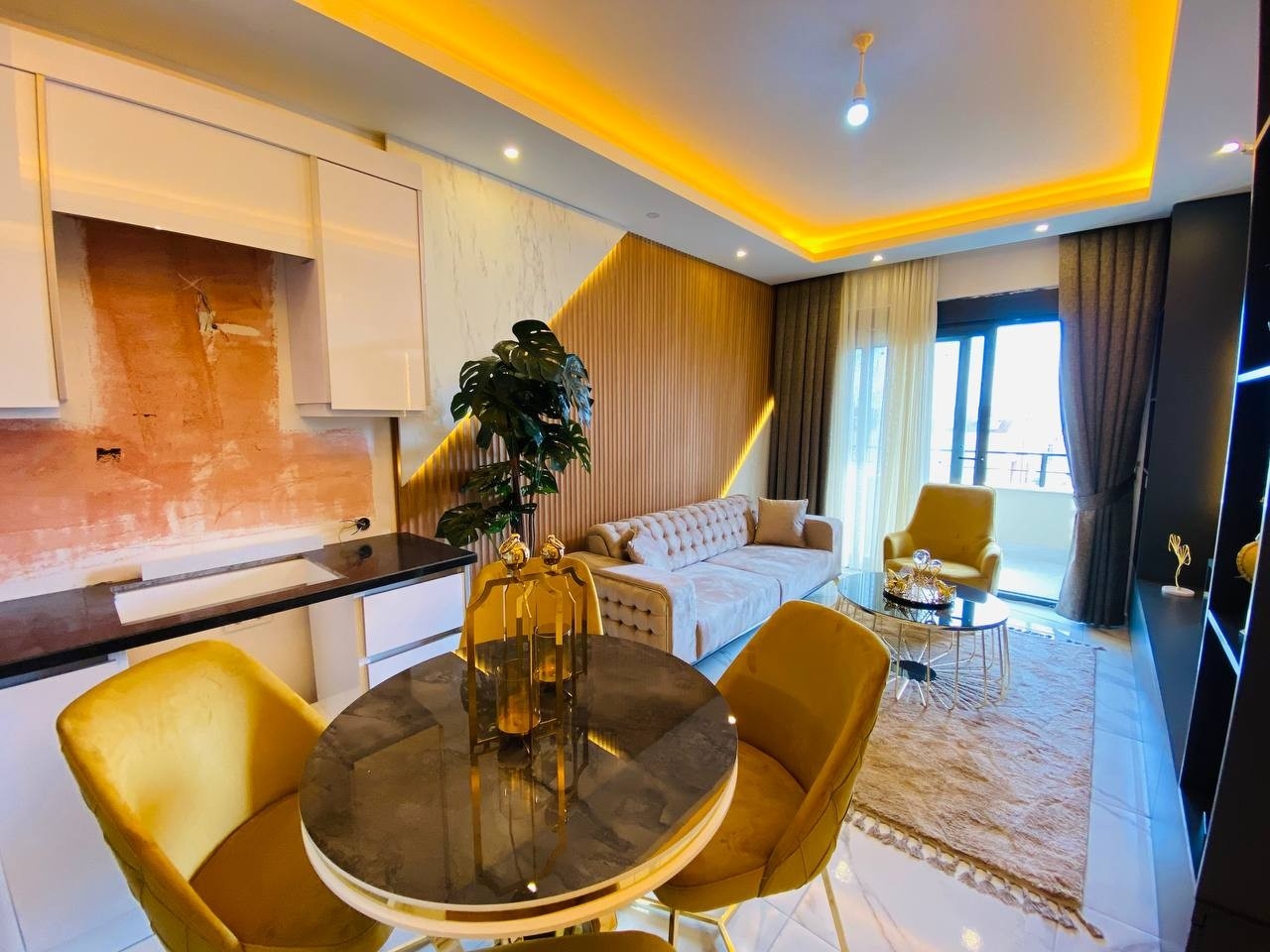 Luxuriöses 1+1 Apartment mit Bergblick in Avsallar, Alanya