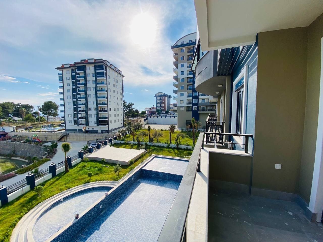 Luxuriöses 1+1 Apartment mit Bergblick in Avsallar, Alanya