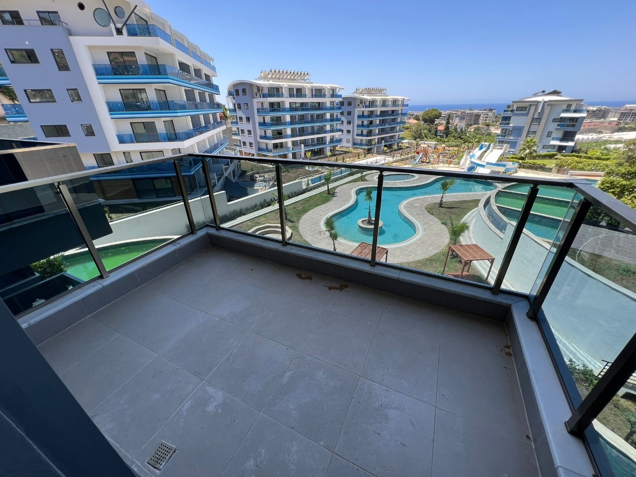 Luxuriöse 1+1 Wohnung mit Meerblick und Bergblick, Alanya - Kargicak