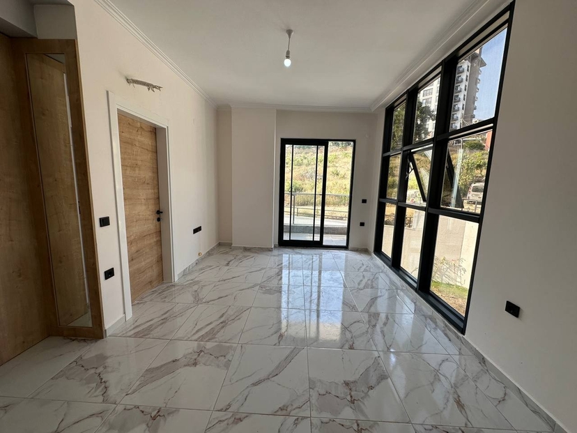 Ylellinen 1+1 asunto vuorinäköalalla, Alanya - Avsallar