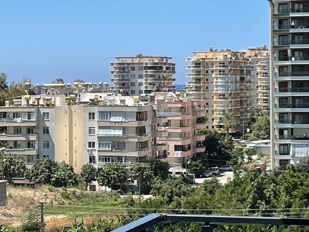 Luksuriøs 2+1 Penthouse med Bjergudsigt i Alanya - Mahmutlar