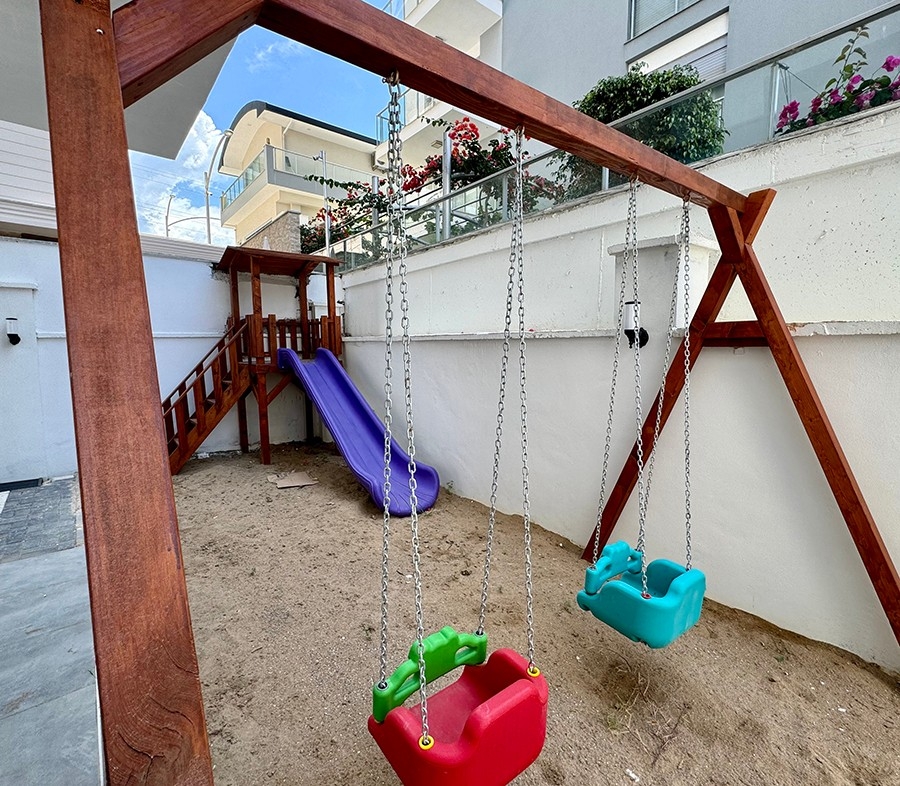 Luxuriöses 2+1 Apartment mit Bergblick im Zentrum von Alanya