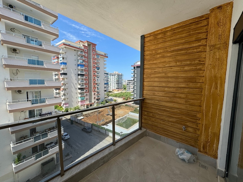 Luxuriöses 2+1 Apartment mit Bergblick im Zentrum von Alanya