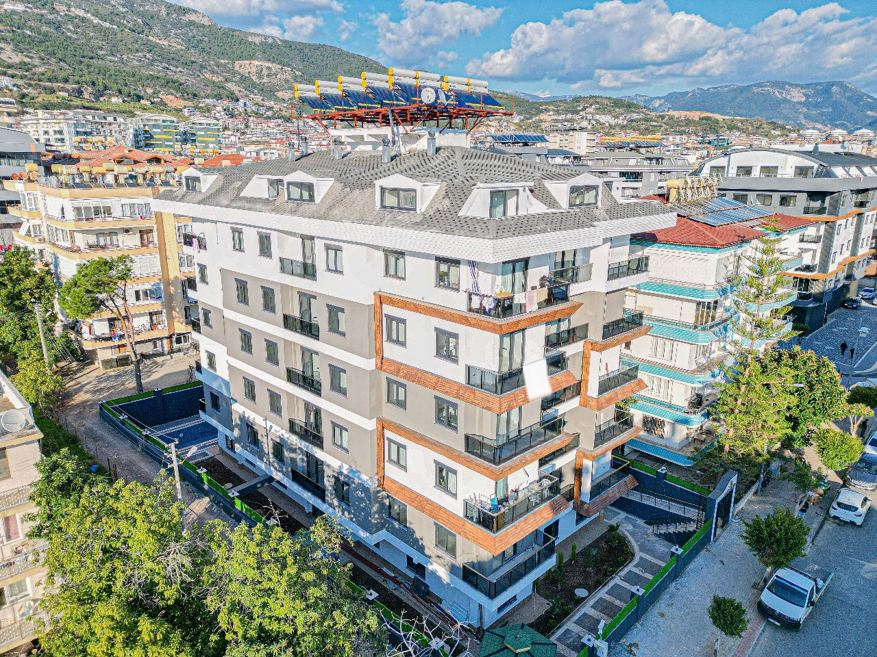 Luxuriöse 3+1 Wohnung mit Burg- und Bergblick, Alanya Zentrum