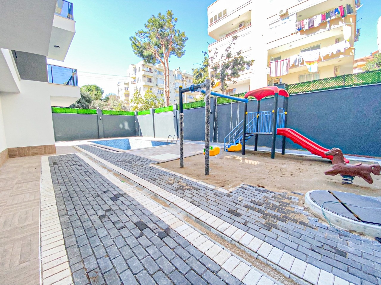 Luxuriöse 3+1 Wohnung mit Burg- und Bergblick, Alanya Zentrum