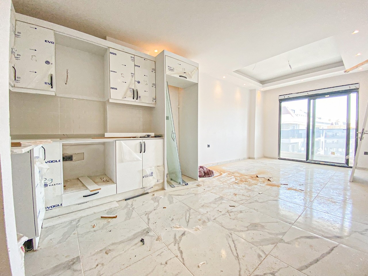 Luxuriöse 3+1 Wohnung mit Burg- und Bergblick, Alanya Zentrum
