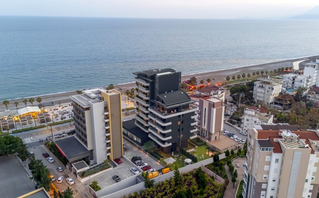 Luxuriöse 2+1 Erdgeschosswohnung mit Meerblick und Bergblick, Antalya-Konyaalti