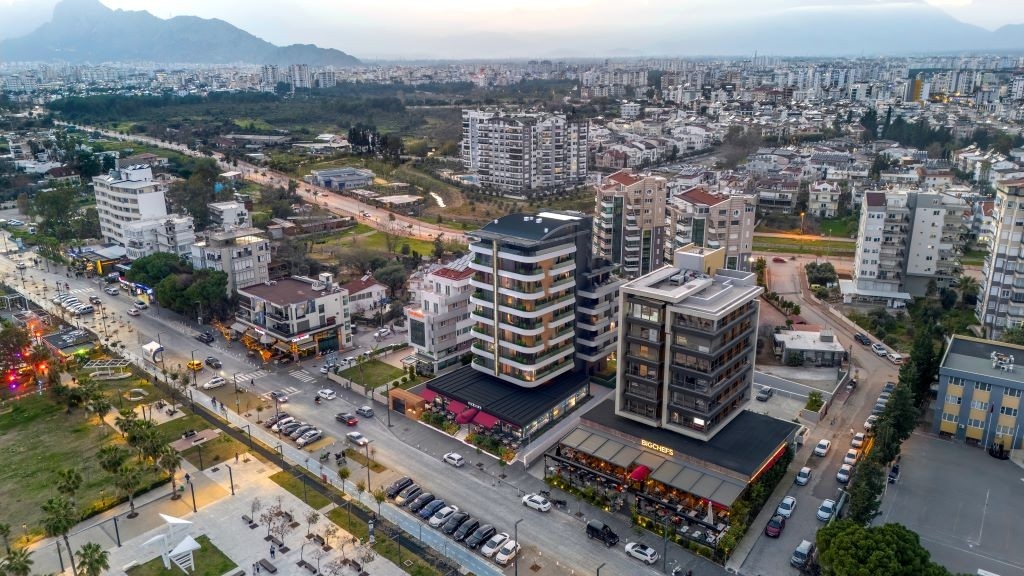 Luxuriöse 2+1 Erdgeschosswohnung mit Meerblick und Bergblick, Antalya-Konyaalti