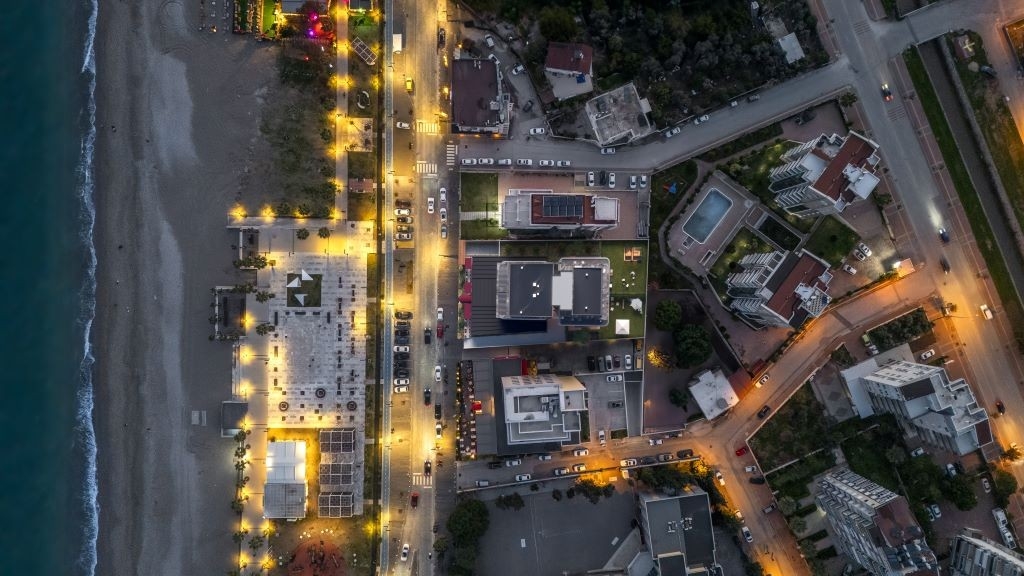 Luxuriöse 2+1 Erdgeschosswohnung mit Meerblick und Bergblick, Antalya-Konyaalti