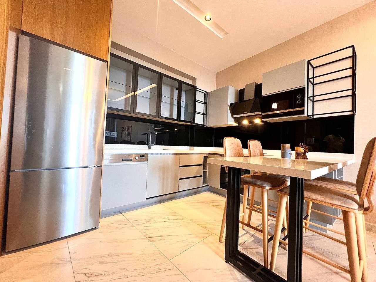 Luxuriöses 1+1 Apartment mit Meerblick und Bergblick, Alanya - Kargicak