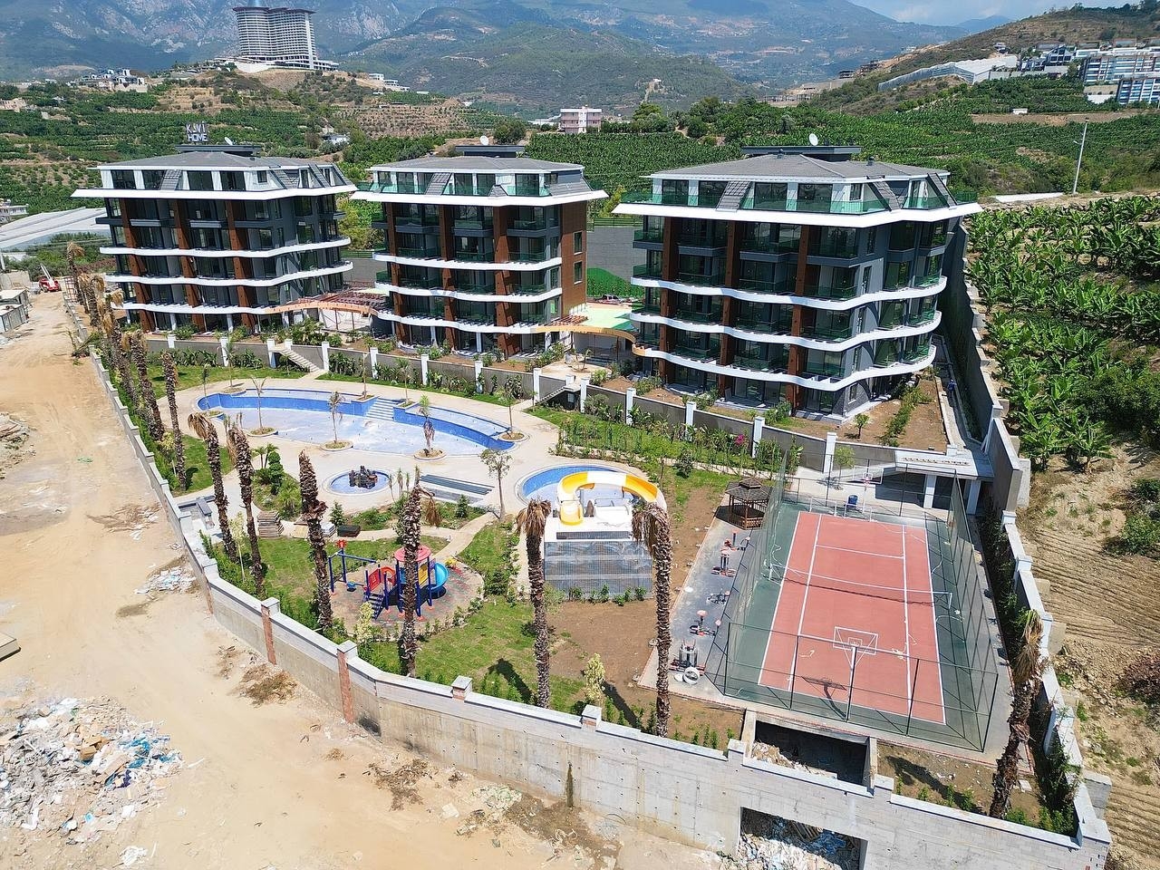 Ylellinen 1+1 huoneisto meri- ja vuorinäköalalla, Alanya - Kargicak