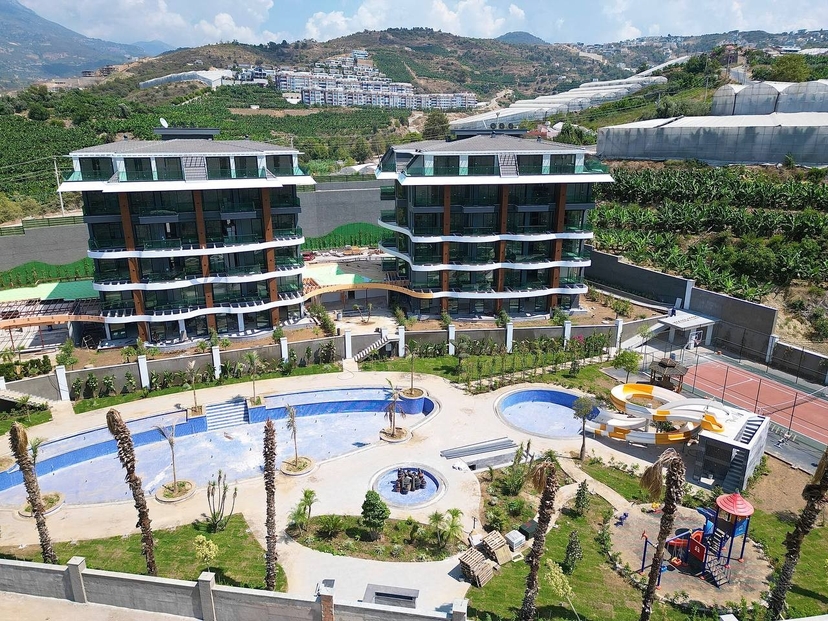 Ylellinen 1+1 huoneisto meri- ja vuorinäköalalla, Alanya - Kargicak