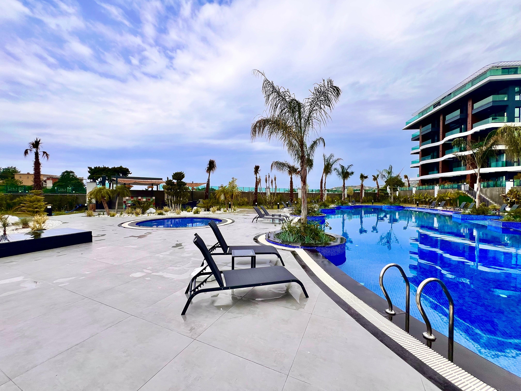 Lyxig 2+1 lägenhet med bergsutsikt, Alanya - Kargicak