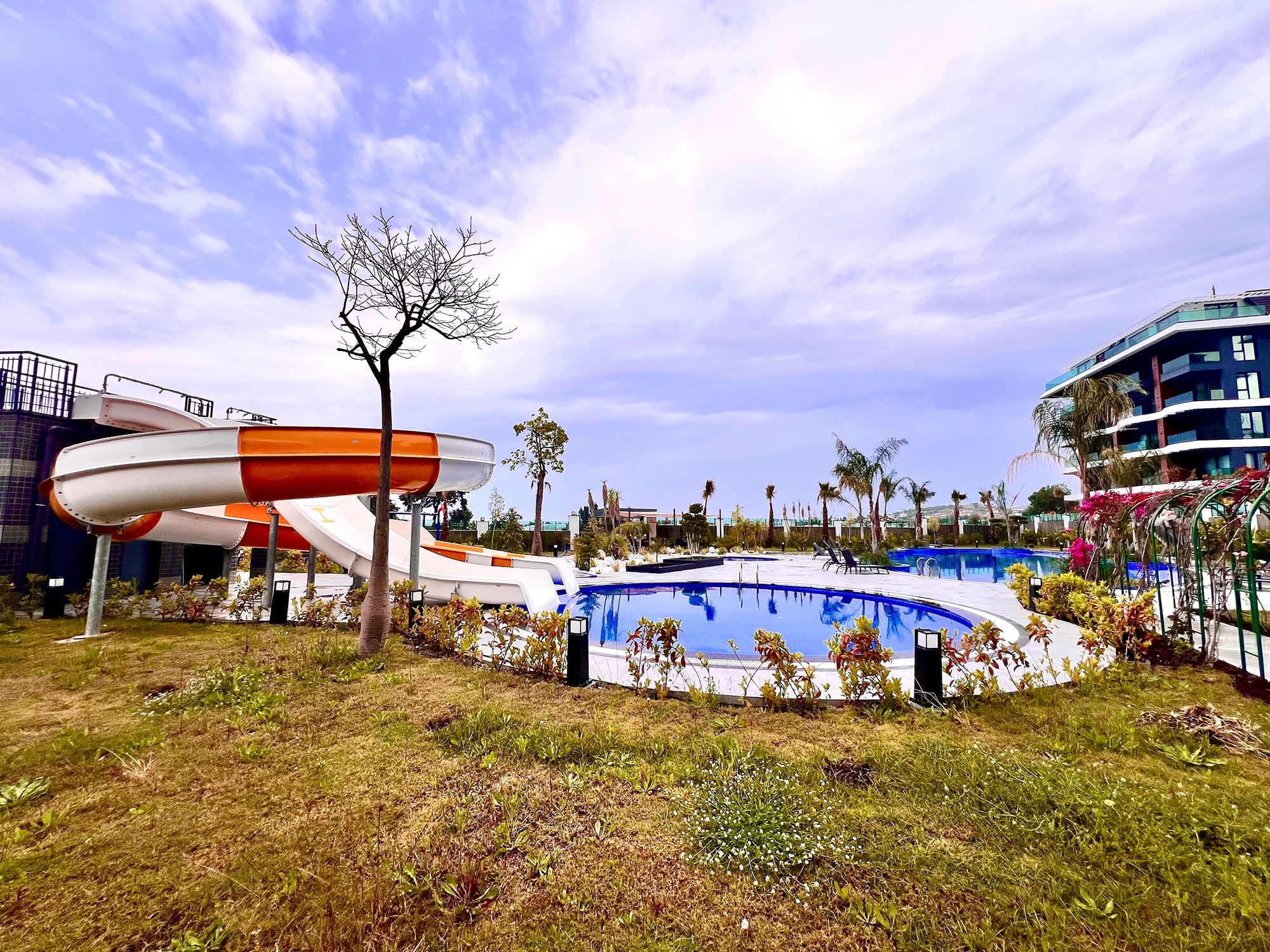 Lyxig 2+1 lägenhet med bergsutsikt, Alanya - Kargicak