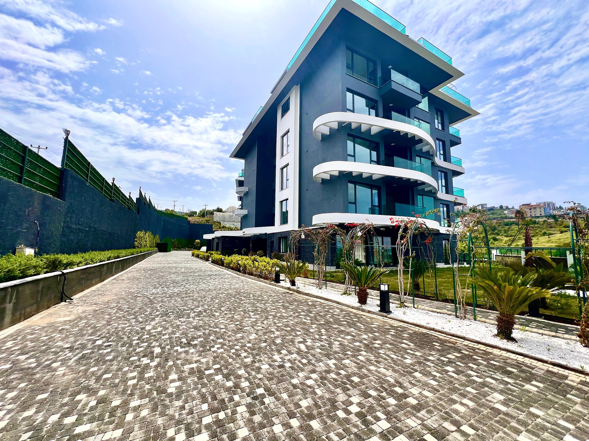 Lyxig 2+1 lägenhet med bergsutsikt, Alanya - Kargicak