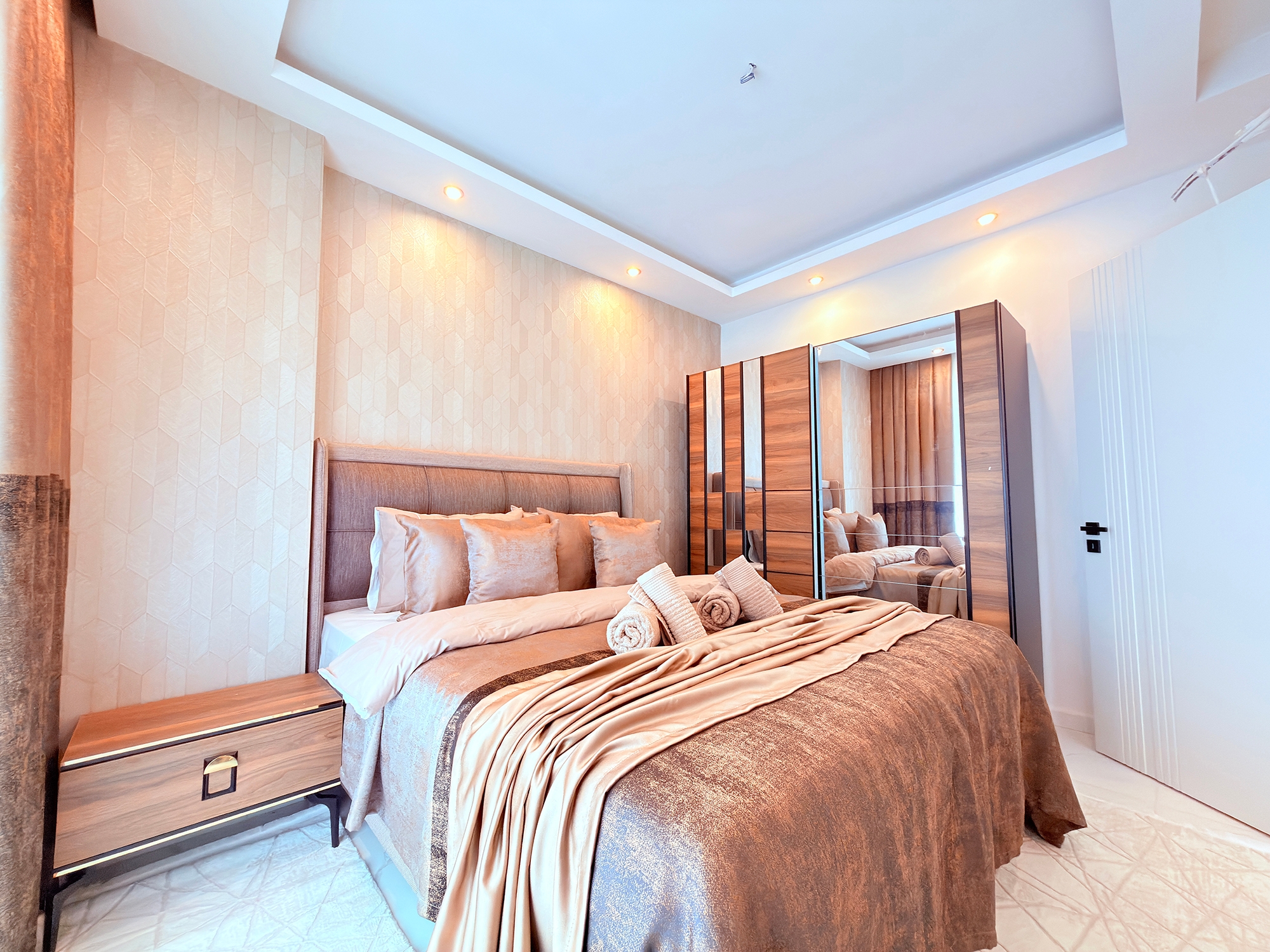 Lyxig 2+1 lägenhet med bergsutsikt, Alanya - Kargicak