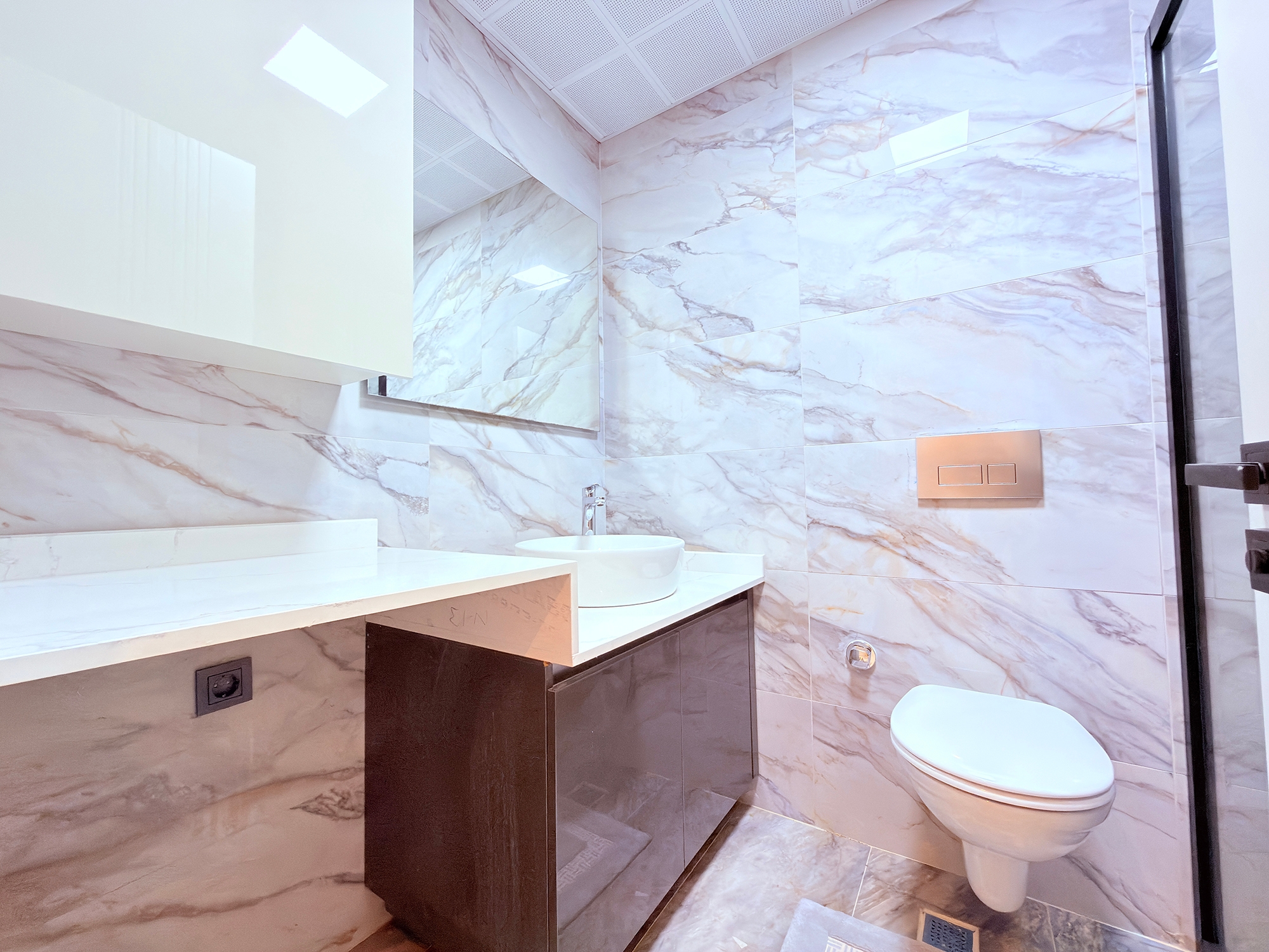 Lyxig 2+1 lägenhet med bergsutsikt, Alanya - Kargicak