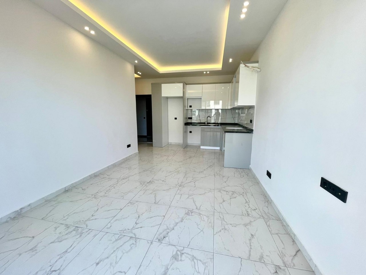 Luxuriöses 1+1 Apartment mit Meerblick und Bergblick, Alanya - Kargicak