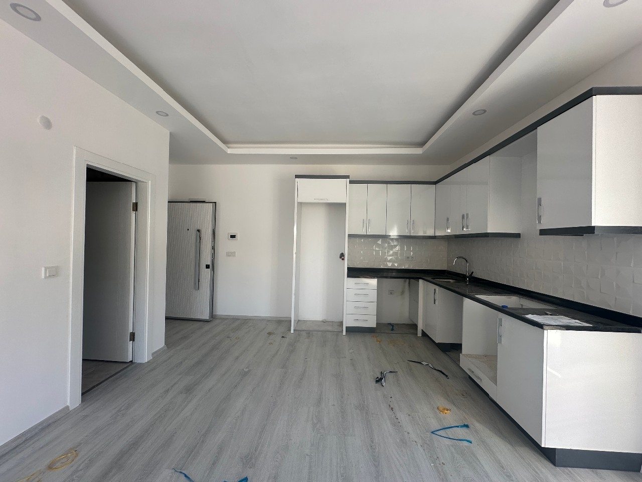 Luksus 1+1 Lejlighed med Bjergudsigt i Alanya - Oba