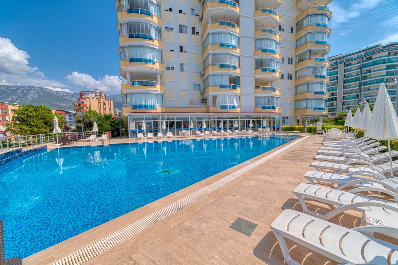 Luxurious 3+1 Apartment with Sea and Mountain Views, Alanya - Mahmutlar