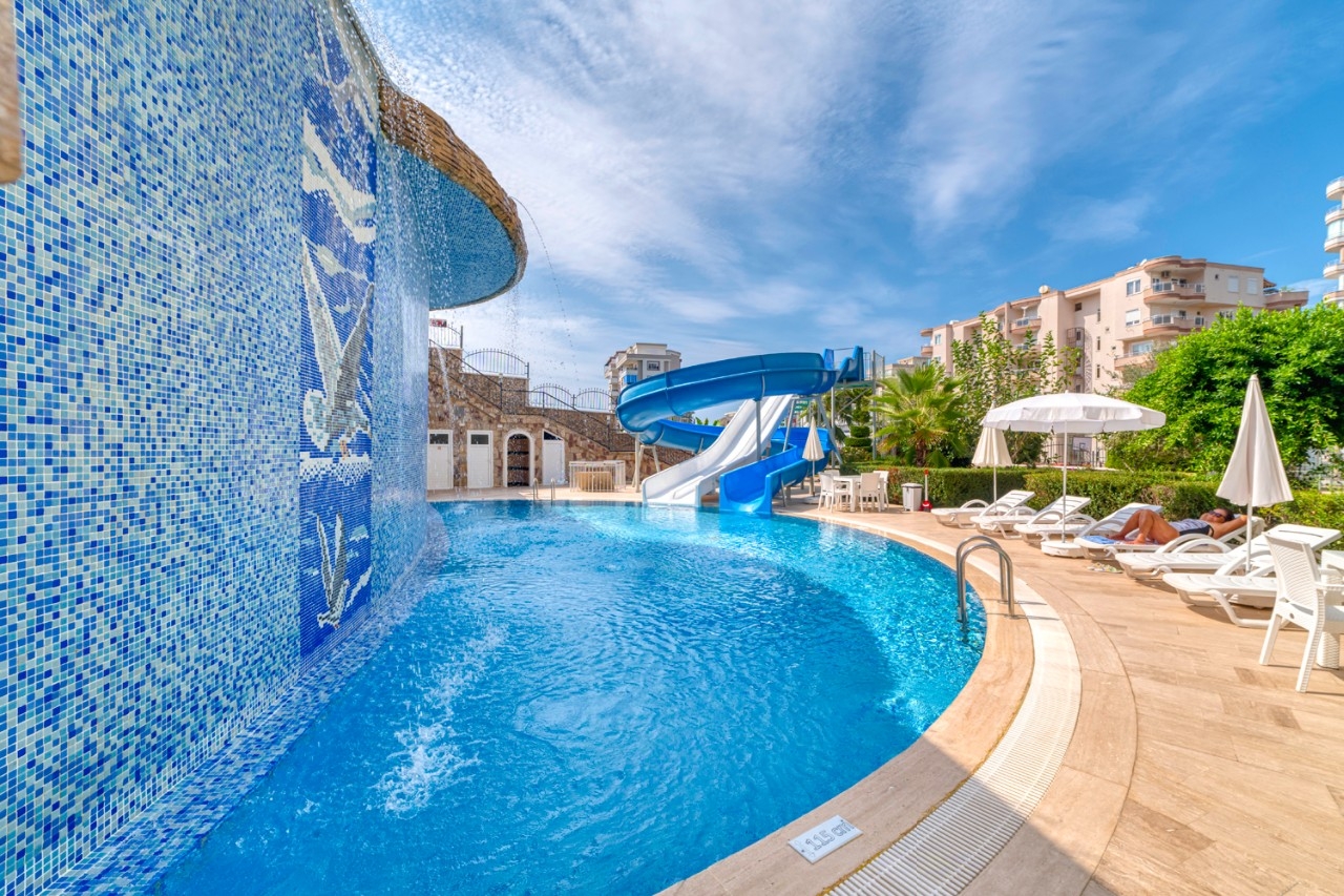 Luxurious 3+1 Apartment with Sea and Mountain Views, Alanya - Mahmutlar