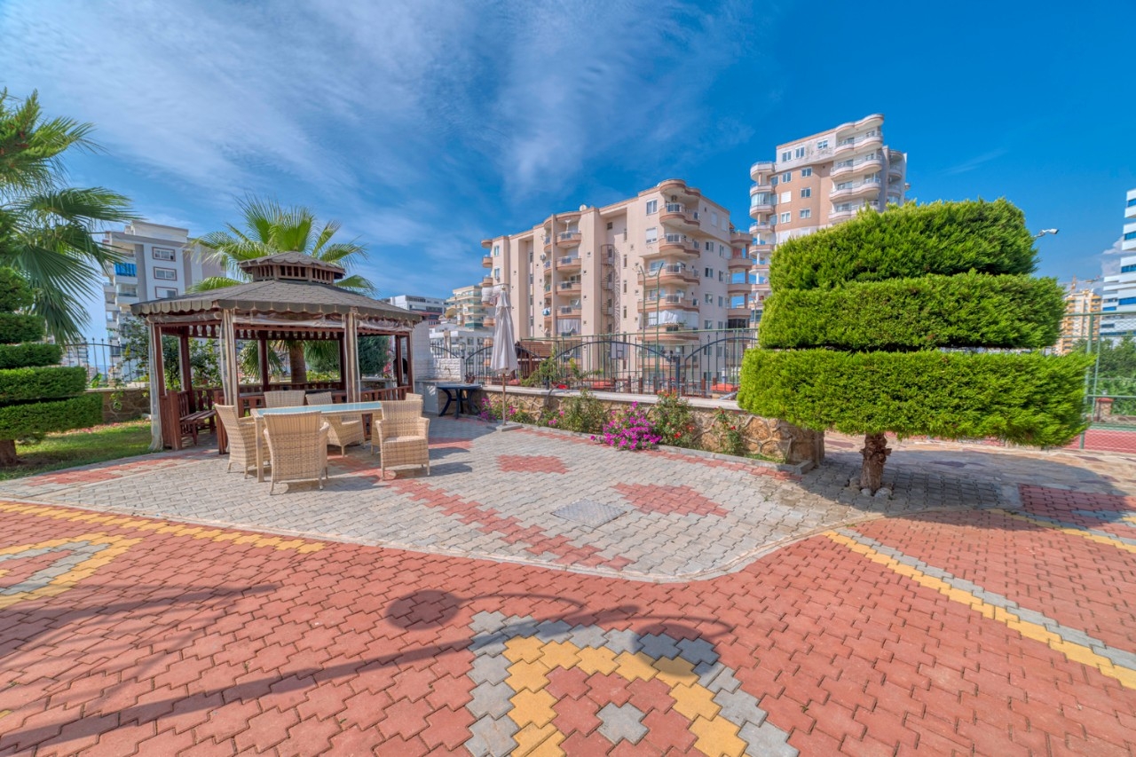 Luxurious 3+1 Apartment with Sea and Mountain Views, Alanya - Mahmutlar