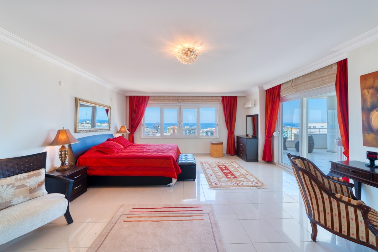 Luxurious 3+1 Apartment with Sea and Mountain Views, Alanya - Mahmutlar