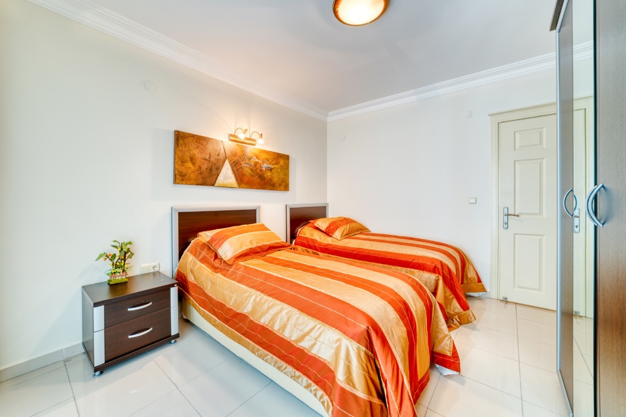 Luxurious 3+1 Apartment with Sea and Mountain Views, Alanya - Mahmutlar