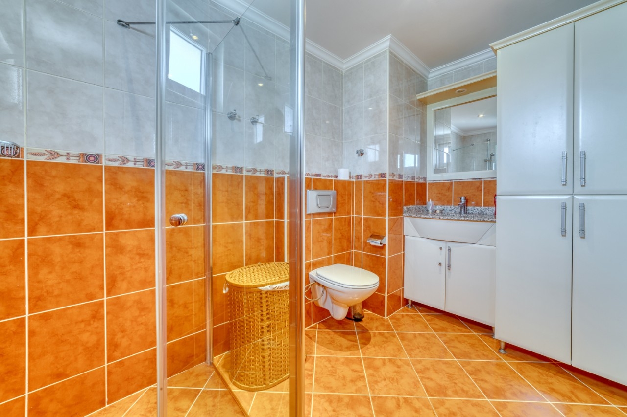 Luxurious 3+1 Apartment with Sea and Mountain Views, Alanya - Mahmutlar
