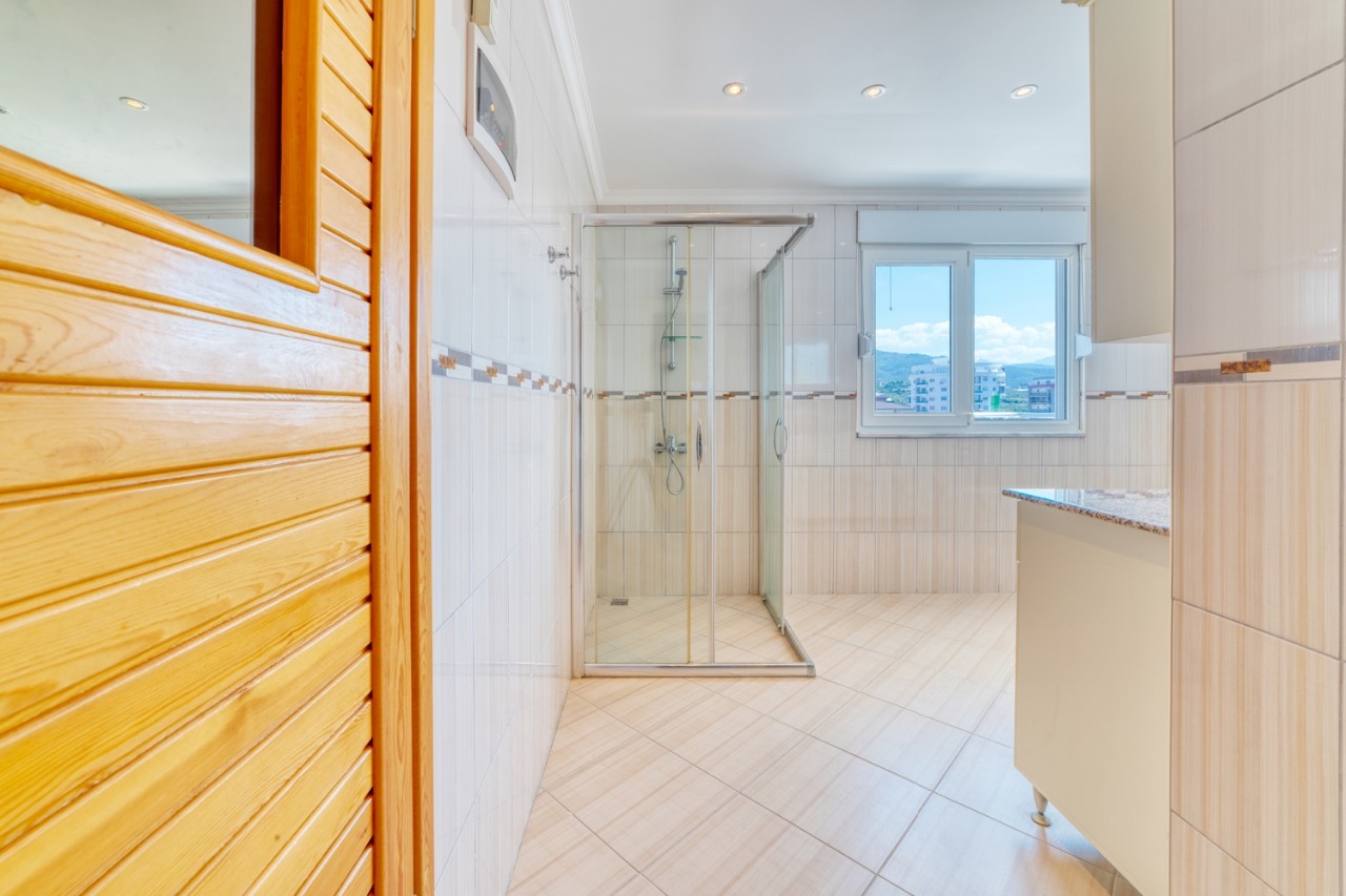 Luxurious 3+1 Apartment with Sea and Mountain Views, Alanya - Mahmutlar