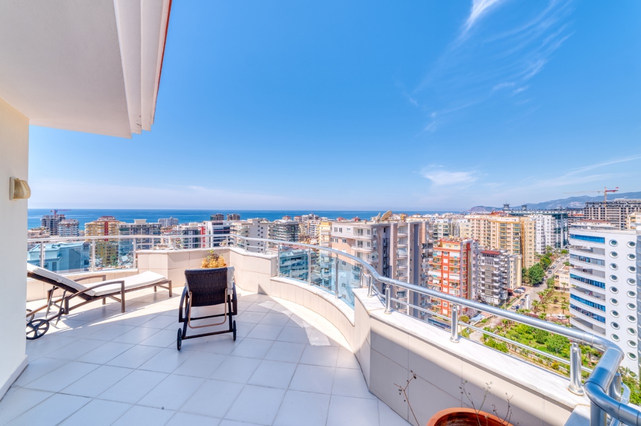 Luxurious 3+1 Apartment with Sea and Mountain Views, Alanya - Mahmutlar