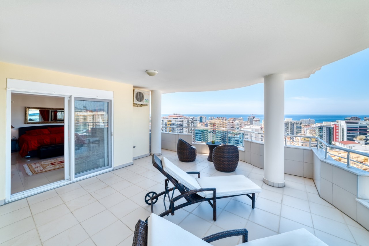 Luxurious 3+1 Apartment with Sea and Mountain Views, Alanya - Mahmutlar