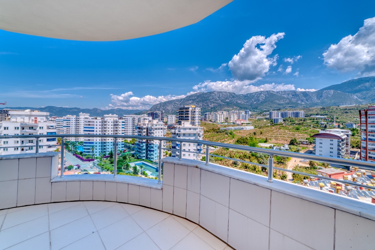 Luxurious 3+1 Apartment with Sea and Mountain Views, Alanya - Mahmutlar