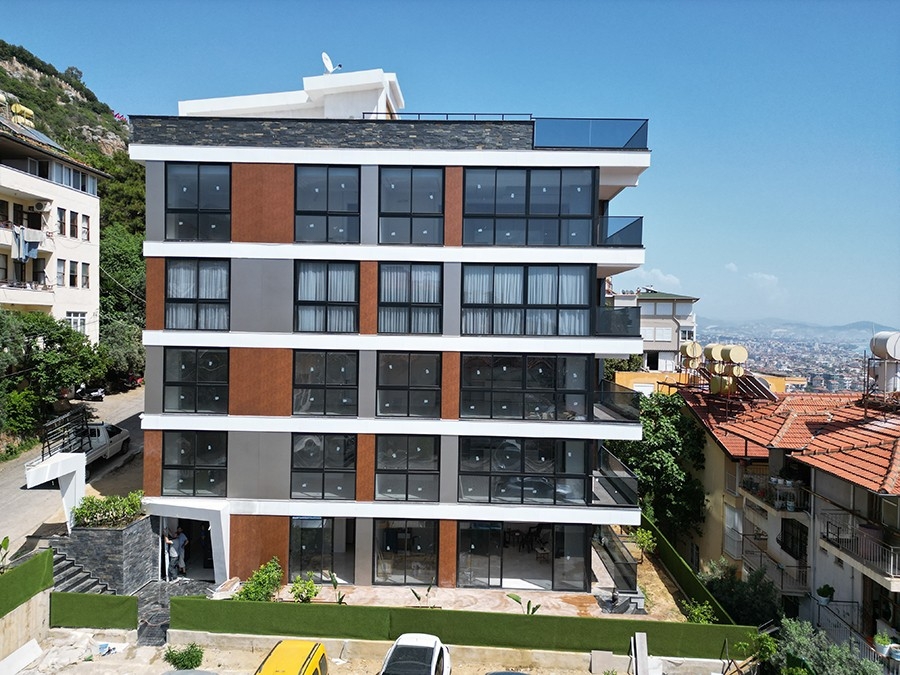 Luxurious 3+1 Apartment with Stunning Views in Alanya