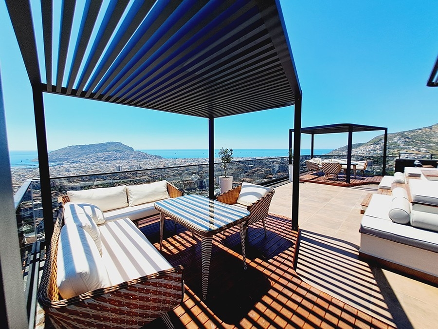 Luxurious 3+1 Apartment with Stunning Views in Alanya