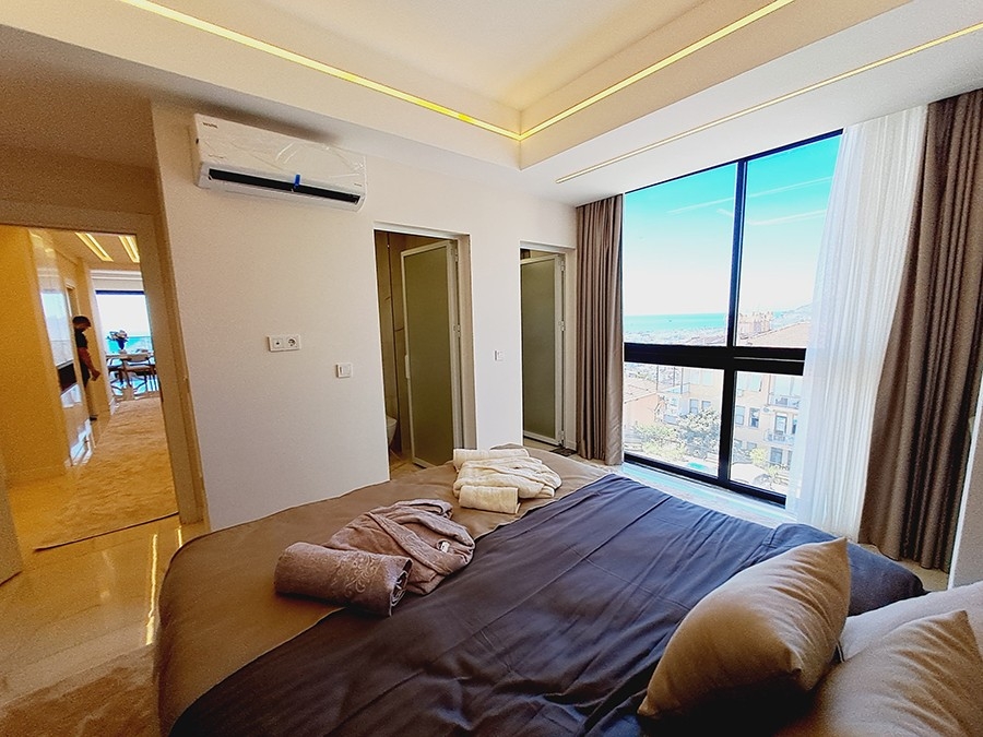 Luxurious 3+1 Apartment with Stunning Views in Alanya