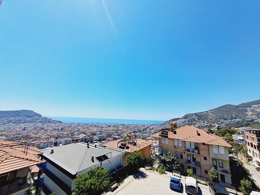 Luxurious 3+1 Apartment with Stunning Views in Alanya