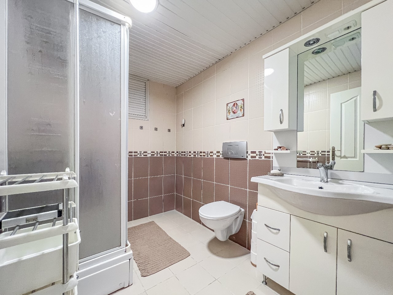 Bergblick 2+1 Wohnung in Mahmutlar, Alanya