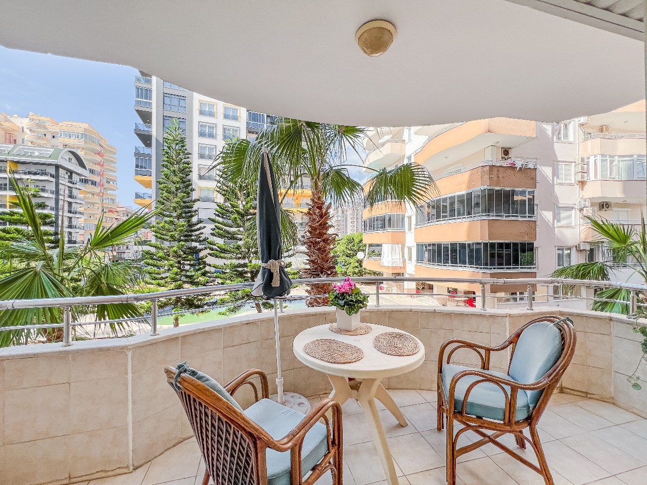 Bergblick 2+1 Wohnung in Mahmutlar, Alanya