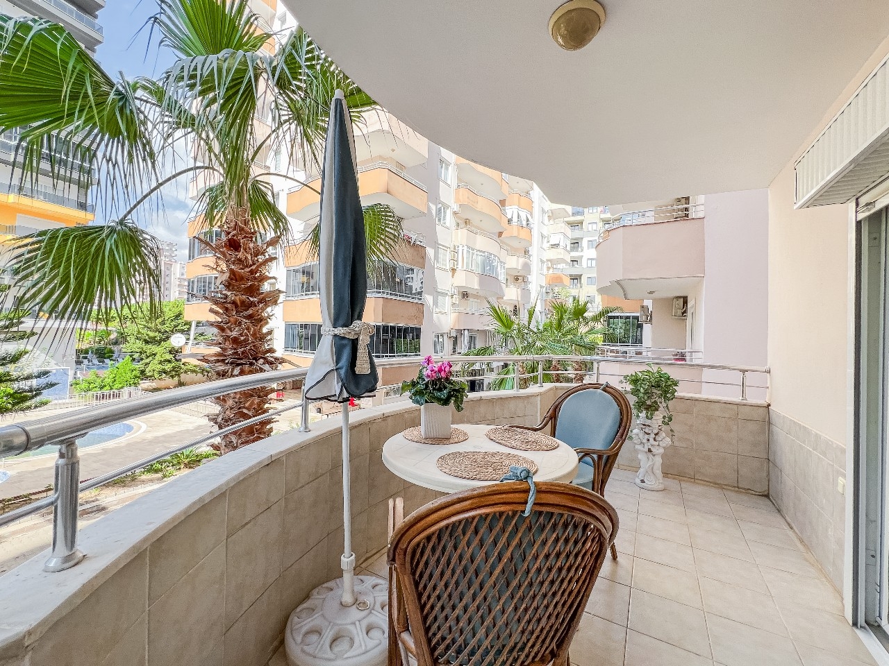 Bergblick 2+1 Wohnung in Mahmutlar, Alanya