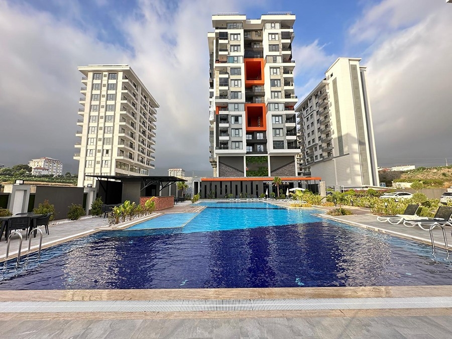 Luxury 1+1 Apartment with Mountain View in Mahmutlar