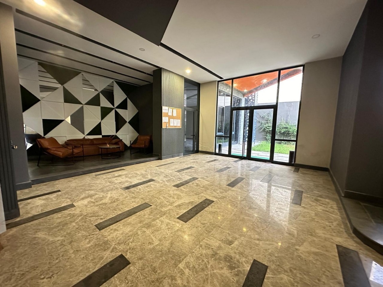 Luxury 1+1 Apartment with Mountain View in Mahmutlar